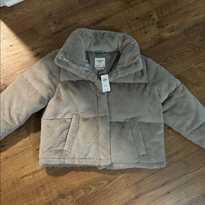 Abercrombie & Fitch Gray Faux Fur Jacket